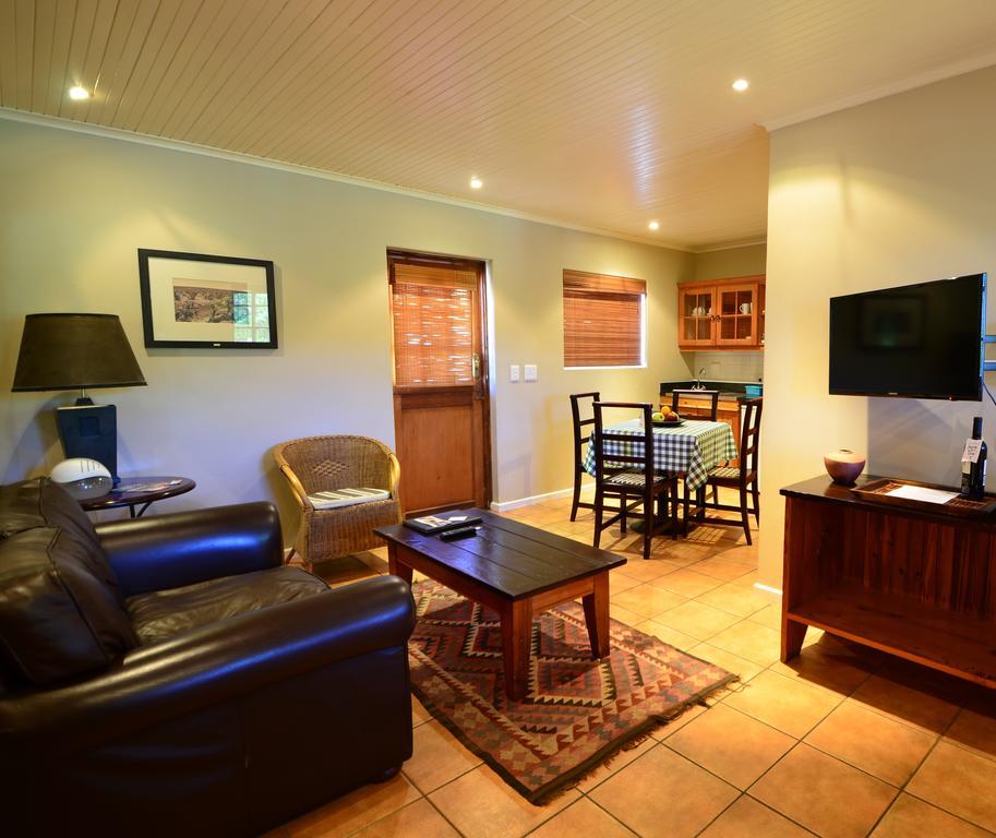 D'Aria Guest Cottages Durbanville Kamer foto